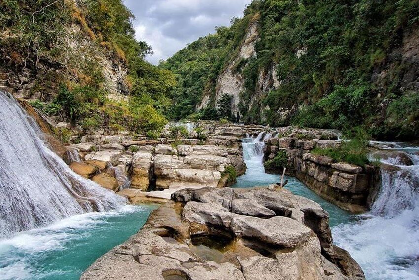 Tour Tanggedu Waterfall Sumba