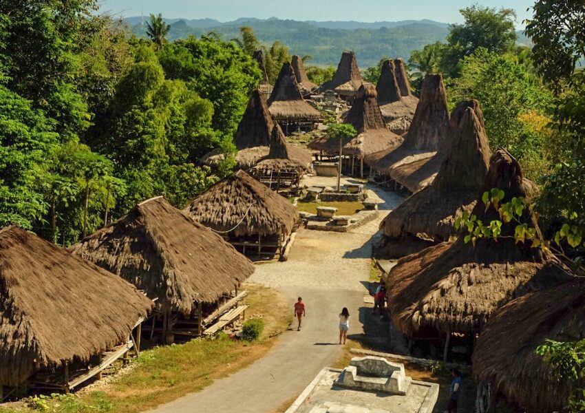 Tour Praijing Traditional Village