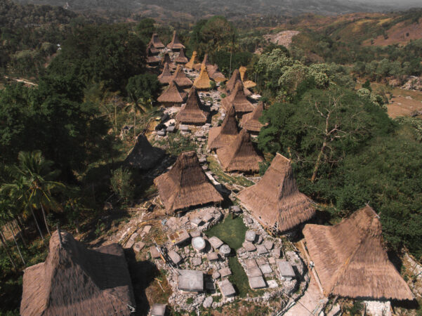 Tour Travel Sumba culture house