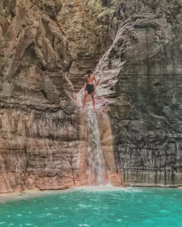 tour air terjun waimarang sumba