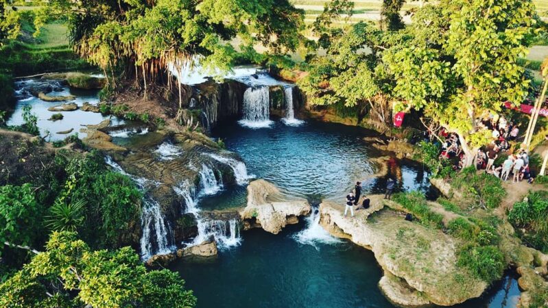 travel waikelo sawah