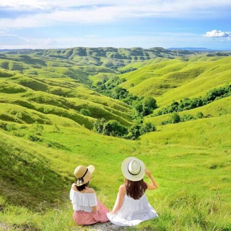 wairinding hill sumba travel